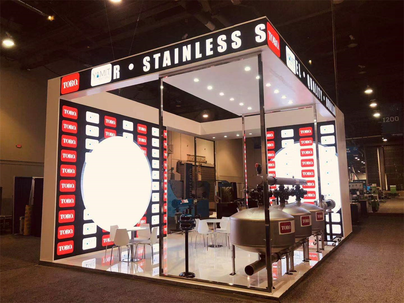6 Ideas To Attract Visitors To Your Trade Show Booth