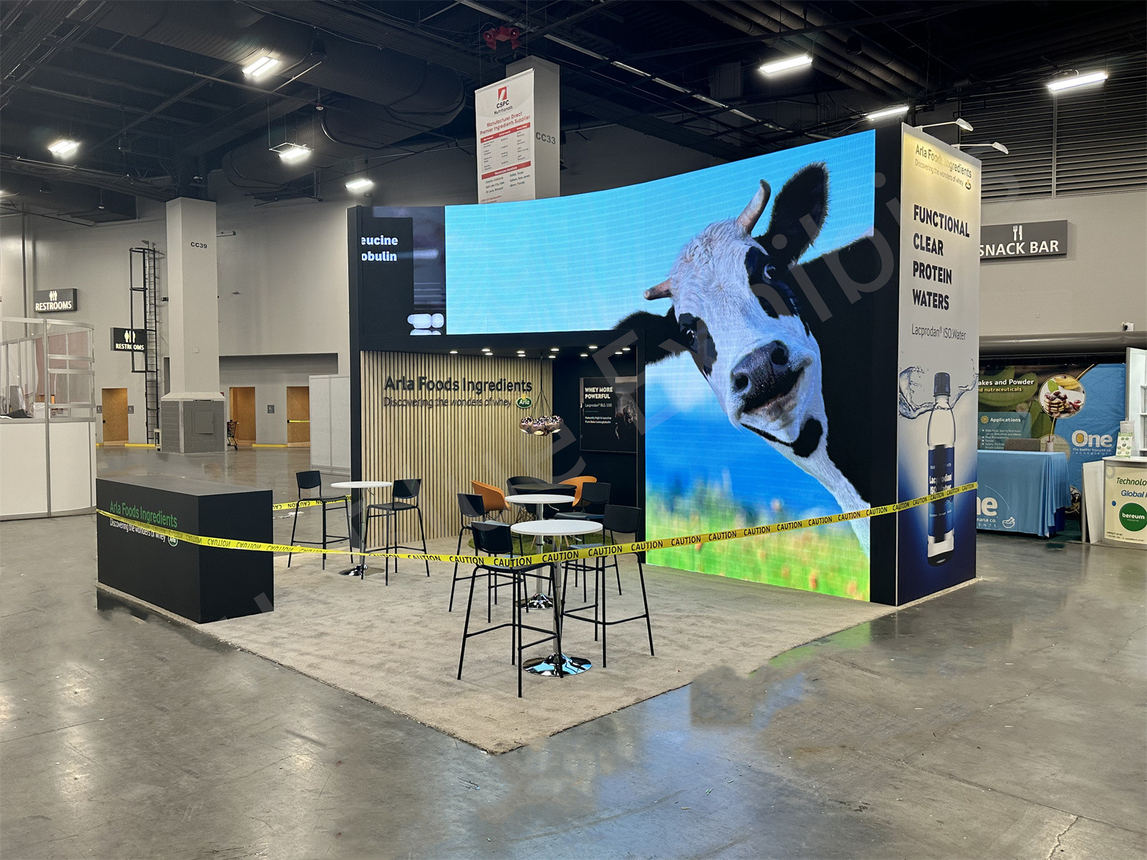 Arla 20′ x 20′ SupplySide West Curved LED Video Wall Booth