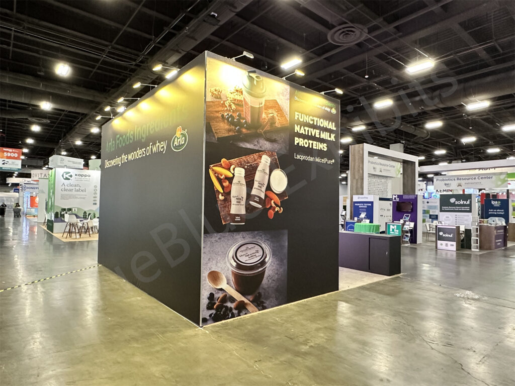 Arla 20 039 X 20 039 Supplyside West Curved Led Video Wall Booth