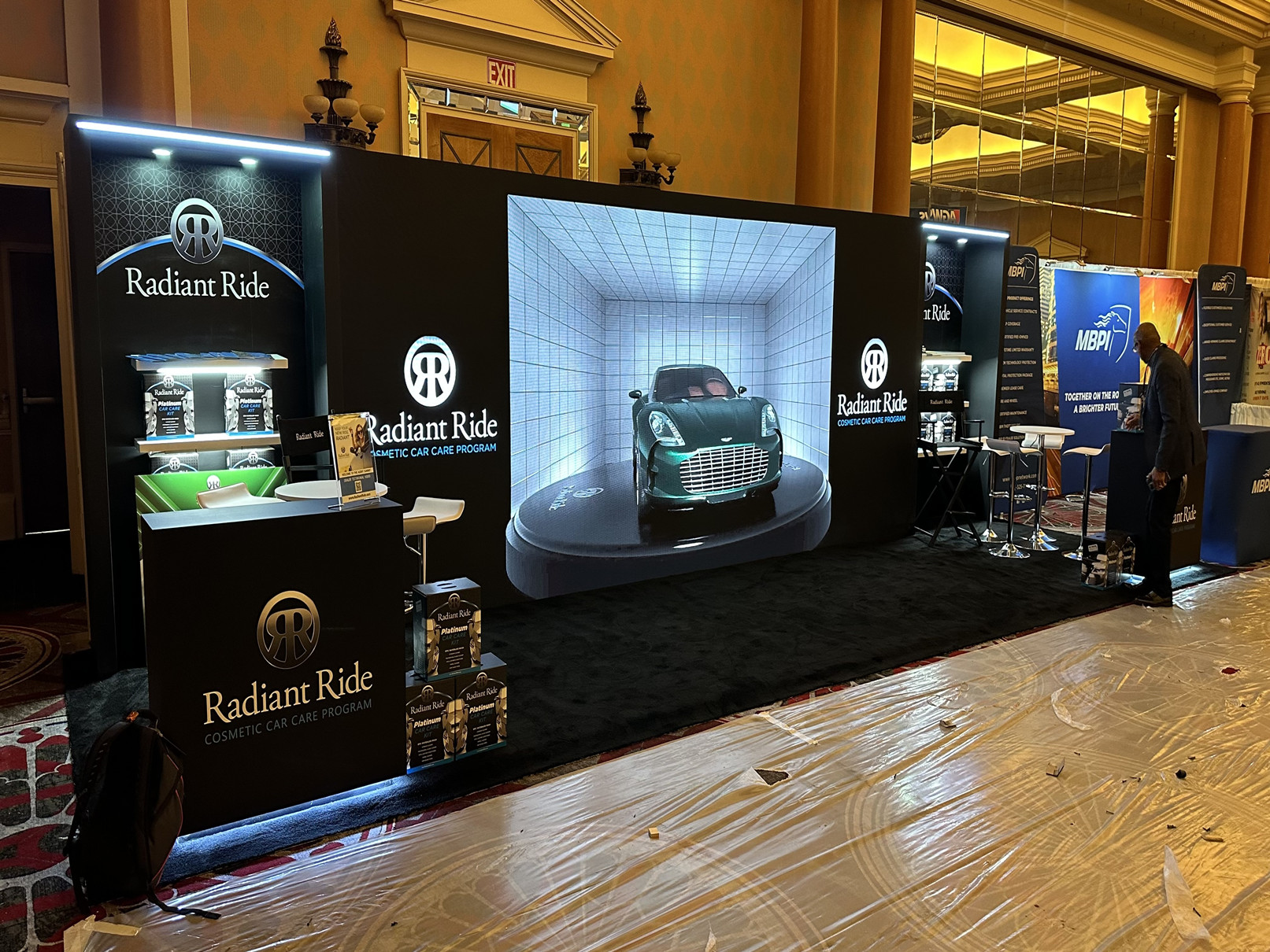 Radiant Ride 10′ x 30′ Agent Summit 2023 Vegas Video Wall Booth
